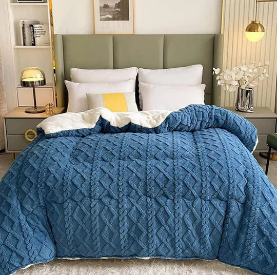 π¦ Geometric Fleece Comforter β 5 Piece Set