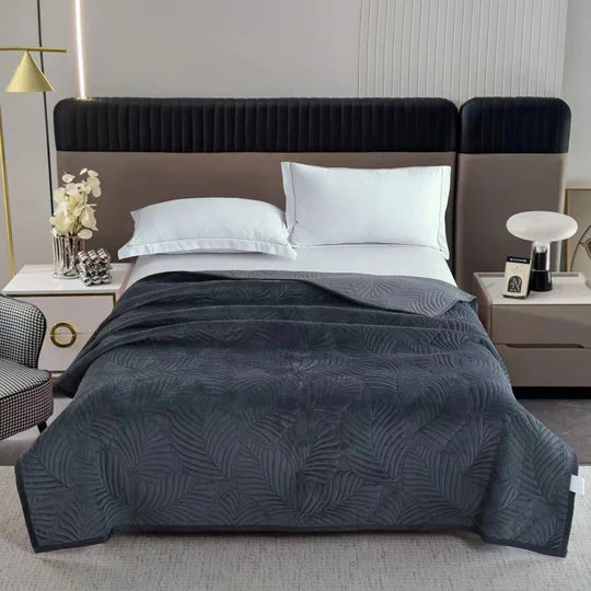 🛌 Embossed Bedspread – 1 Piece Set