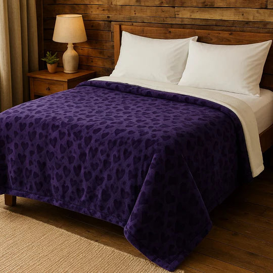 š Heart Embossed Sherpa Fleece Blanket