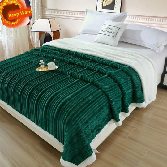 ✨ Elegant Line Patterned Sherpa Blanket