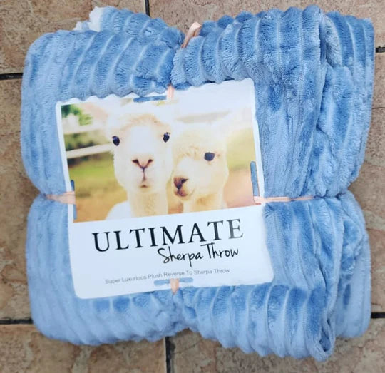 ๐๏ธ Line Pattern Sherpa Blanket โ Ultimate Cozy Throw