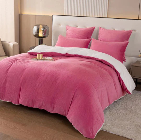 ⨠Velvet Comforter Set ā 5 Piece