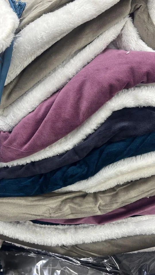 ๐๏ธ Plain Velvet Sherpa Blanket