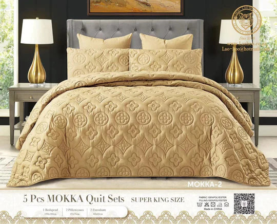 Caramel quilt set.