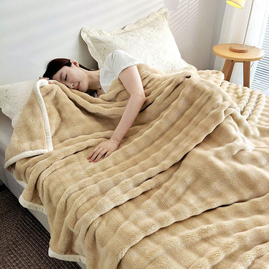 🐑 Fur Sherpa Throw – Soft, Warm & Elegant
