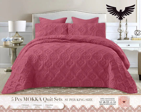 Dark Pink quilt set.