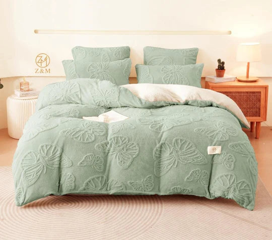 🦋 Geometric Butterfly Sherpa Comforter Set – 5 Piece