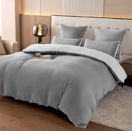 ✨ Velvet Comforter Set – 5 Piece
