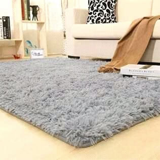 🧸 Fluffy Carpets – Soft, Stylish & Snug!