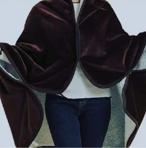 🧣 Shawl Poncho Blanket